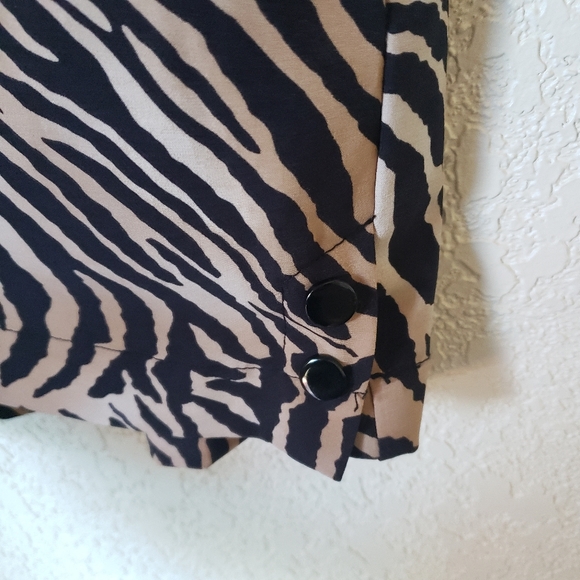 CHICO’S Zynergy Golf Size 0.5 (S/6) Leopard Print Skort Reversible Outfit - Picture 11 of 15